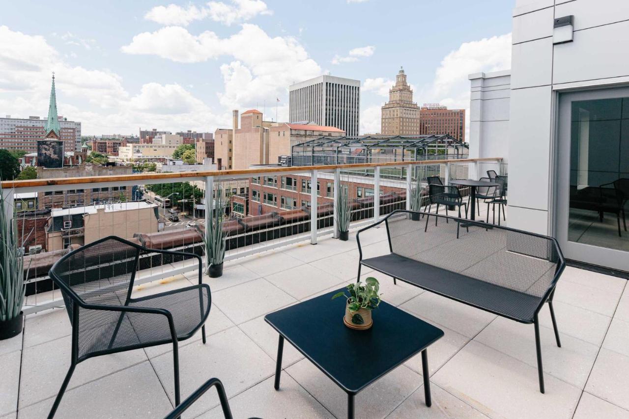 Kislak 405 Luxurious 1Br Retreat Above The City Newark Exteriör bild